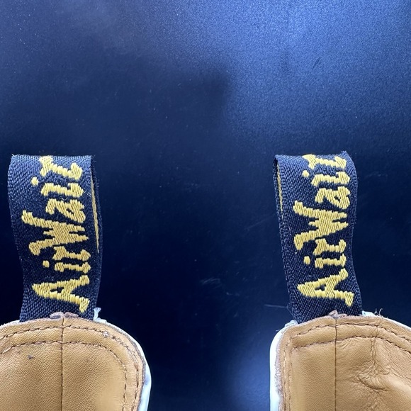 Doc Martens 2976 Yellow Stitch Smooth Leather Chelsea Boots Women's Sz 10 Mens 9 - Picture 14 of 14